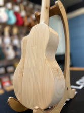 Load image into Gallery viewer, 【預售】日本製 QUIAM 北海道雲杉 Hokkaido Spruce Through neck Concert 23"