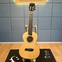 將圖片載入圖庫檢視器 【只此一支】 KAI Ukulele KT-6000 All Solid Spruce/Rosewood 26" Tenor Baritone Setting