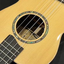 將圖片載入圖庫檢視器 【只此一支】 KAI Ukulele KT-6000 All Solid Spruce/Rosewood 26" Tenor Baritone Setting