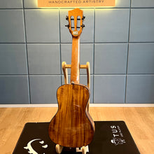 Load image into Gallery viewer, 【只此一支】 KAI Ukulele KC-5000R All Solid Acacia 相思木全實木 23" Concert