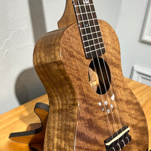 將圖片載入圖庫檢視器 【預售】100% Handmade Oulcraft Walnut 23" Concert Ukulele