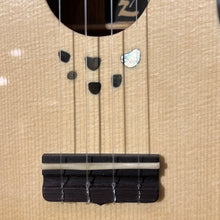 將圖片載入圖庫檢視器 【預售】100% Handmade Oulcraft Engelmann Spruce 23" Concert Ukulele