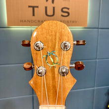 Load image into Gallery viewer, 【預售】BIG ISLAND KT-SPS Solid Koa Ukulele 21"