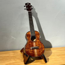 Load image into Gallery viewer, 【預售】ACE CC3 - 23吋香椿木全實木Ukulele
