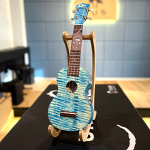 將圖片載入圖庫檢視器 【日本製】 Famous by KIWAYA FS-S10 Laminated Satinwood 緞木三片原木合板 21&quot; Ukulele
