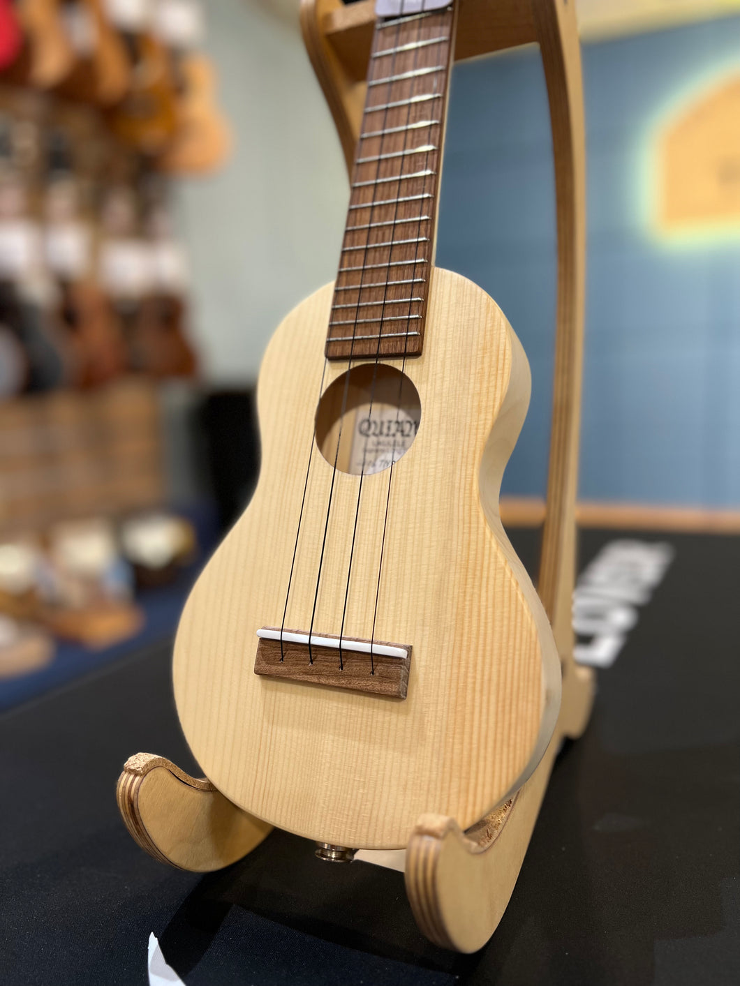 【日本製】QUIAM 北海道雲杉 Hokkaido Spruce Through Neck Long EX Soprano 21