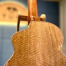 將圖片載入圖庫檢視器 L. Luthier Manga Solid Mango Wood w/ pick up 芒果木全實木 26&quot; Ukulele
