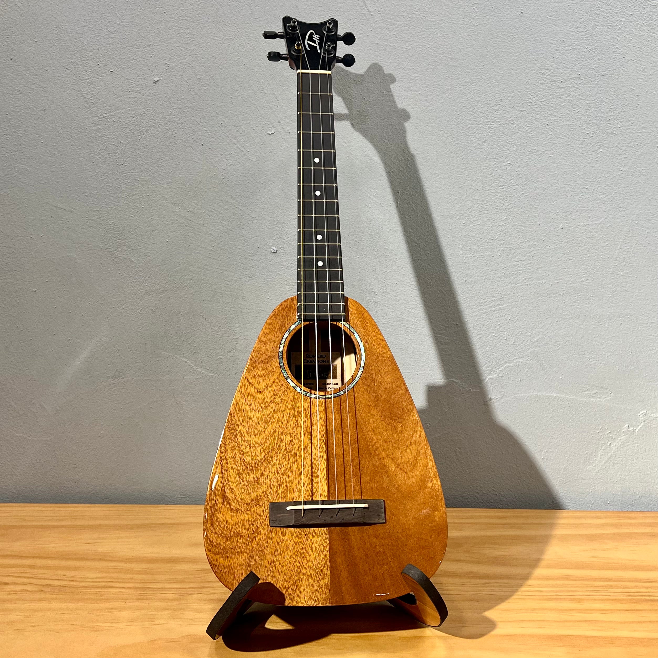 【預售】Romero Creations Ukulele Tiny Tenor All Solid Mahogany The