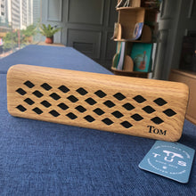 將圖片載入圖庫檢視器 TOM 藍牙小音箱 
TOM Bluetooth Speaker
