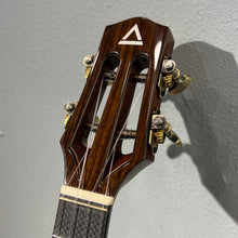 將圖片載入圖庫檢視器 ACE CC6 - 26吋香樁木全實木Ukulele
