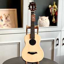 將圖片載入圖庫檢視器 Lankro 26&quot; N1 雲杉木實木 Ukulele
