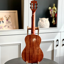 將圖片載入圖庫檢視器 Lankro 26&quot; N3 相思木面單 Ukulele
