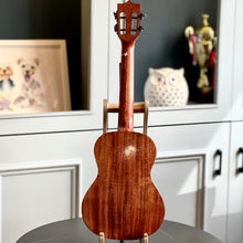 Load image into Gallery viewer, Lankro 26&quot; N3 相思木面單 Ukulele
