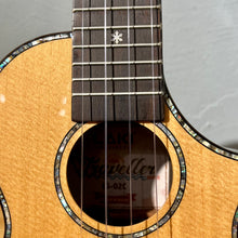 將圖片載入圖庫檢視器 Laki 23&quot; LS-02C 紅松玫瑰木全單 Ukulele
