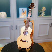 將圖片載入圖庫檢視器 Magi 25T 加拿大雲杉木面單 26&quot; Ukulele
