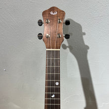 將圖片載入圖庫檢視器 【預售】100% Handmade Oulcraft Walnut 23&quot; Concert Ukulele
