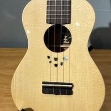 將圖片載入圖庫檢視器 【預售】100% Handmade Oulcraft Engelmann Spruce 23&quot; Concert Ukulele
