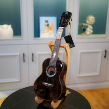 Load image into Gallery viewer, Realsun 桃花心木全單 NV101C 23&quot; Ukulele
